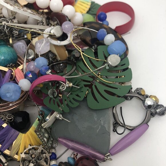 Earrings Lot Pairs Colorful Vintage To Now Craft Wear - Picture 6 of 13